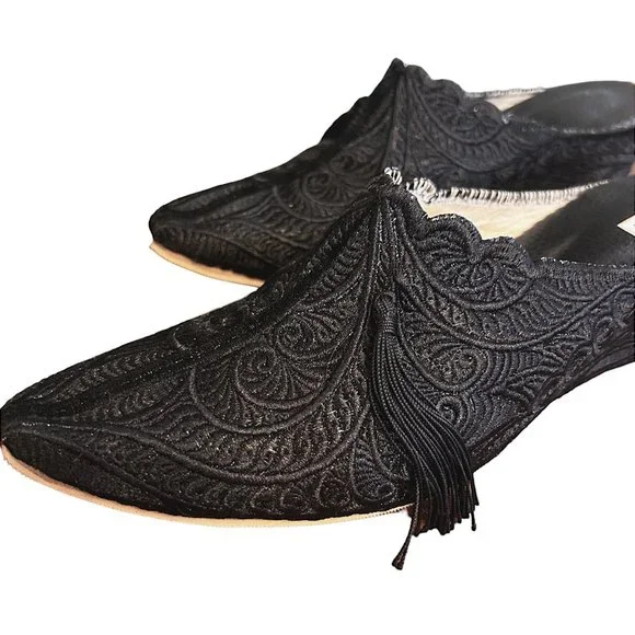 One-of-a-Kind Vintage Embroidered Lace Wedge Mules with Tassels - Picture 4 of 8